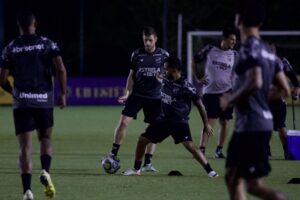 (Foto: Israel Simonton/Ceará SC)